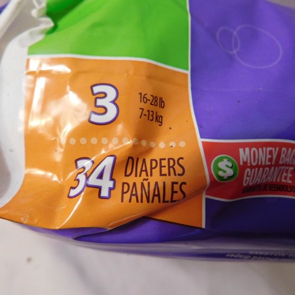 Luvs Ultra Leakguards Baby Diapers - Picture 4 of 4